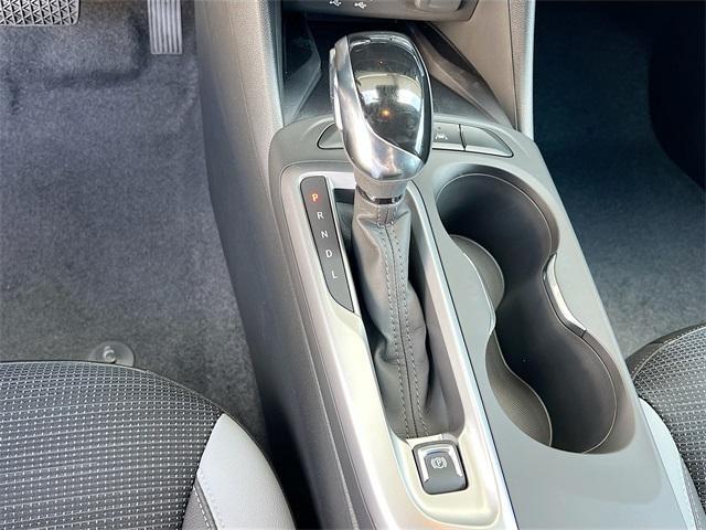 new 2025 Buick Envista car, priced at $26,480