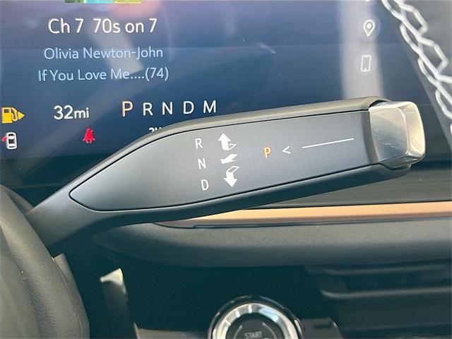 new 2025 Buick Envision car, priced at $40,245