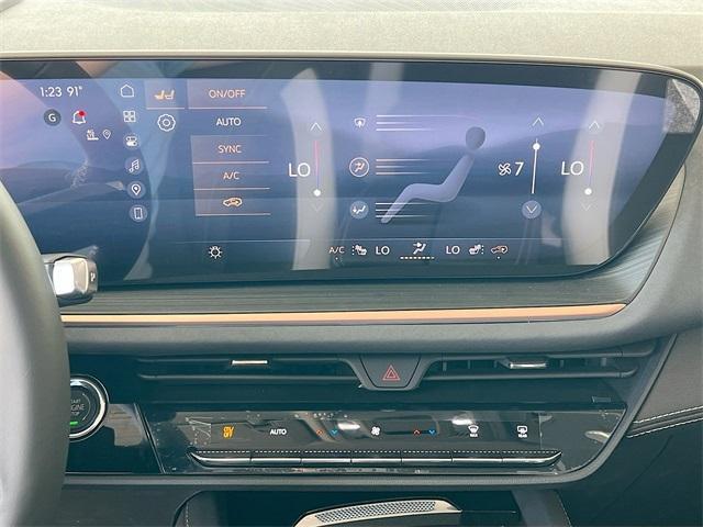 new 2025 Buick Envision car, priced at $40,245