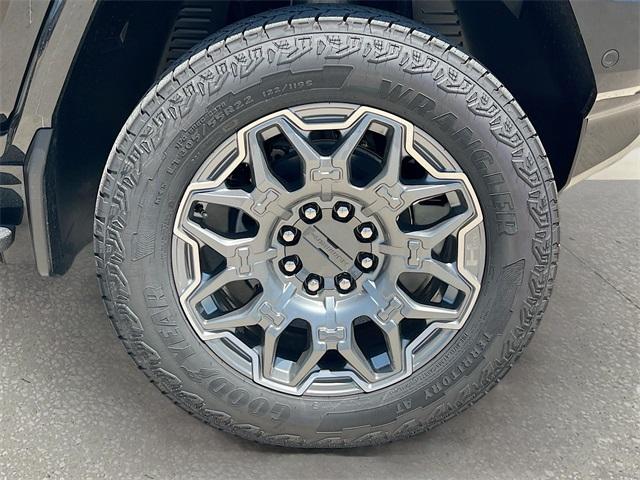 new 2025 GMC HUMMER EV Pickup car, priced at $95,340