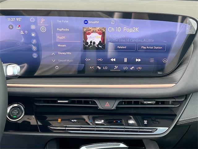 new 2025 Buick Envision car, priced at $35,735