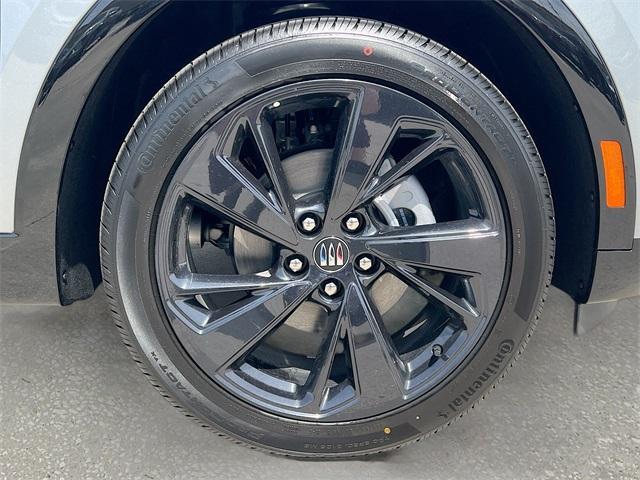 new 2025 Buick Envision car, priced at $35,735