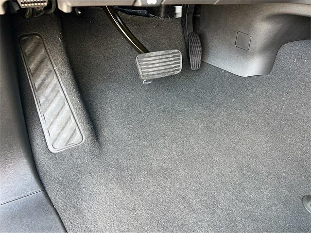 new 2026 GMC Sierra 1500 car, priced at $43,992