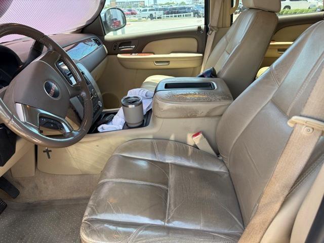 used 2007 GMC Yukon XL car, priced at $6,800