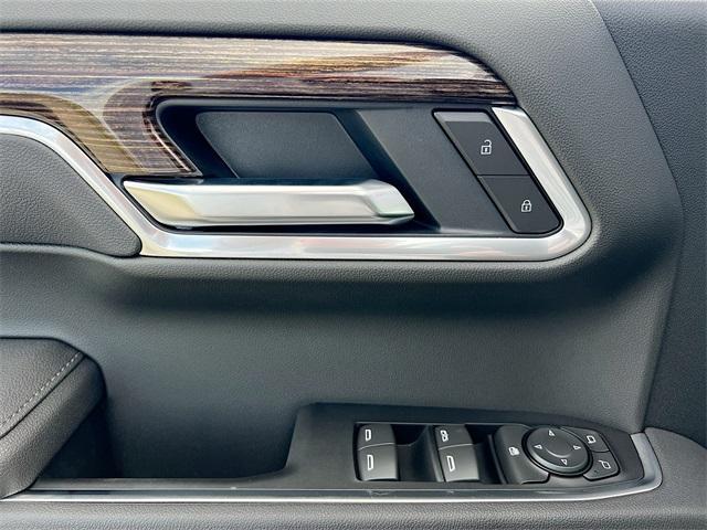 new 2025 GMC Sierra 1500 car, priced at $57,139