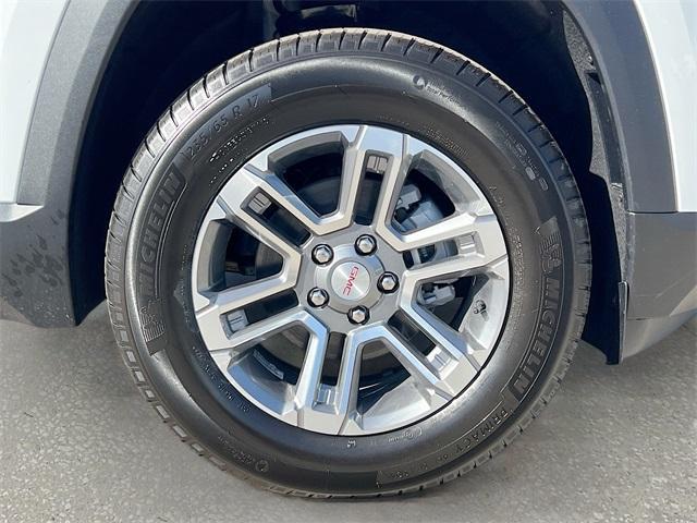 new 2025 GMC Terrain car, priced at $31,923