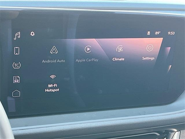 new 2025 Buick Envista car, priced at $26,975