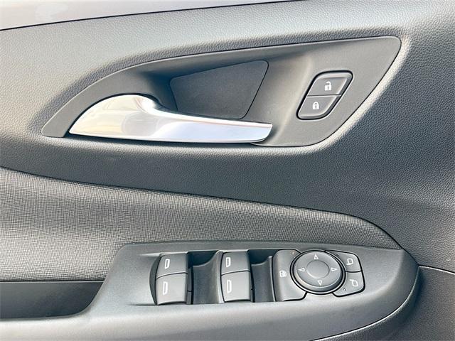 new 2025 Buick Envista car, priced at $24,975