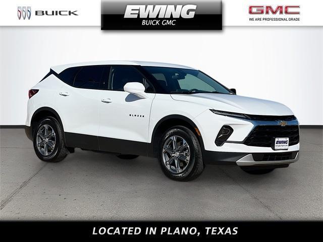 used 2025 Chevrolet Blazer car, priced at $25,994