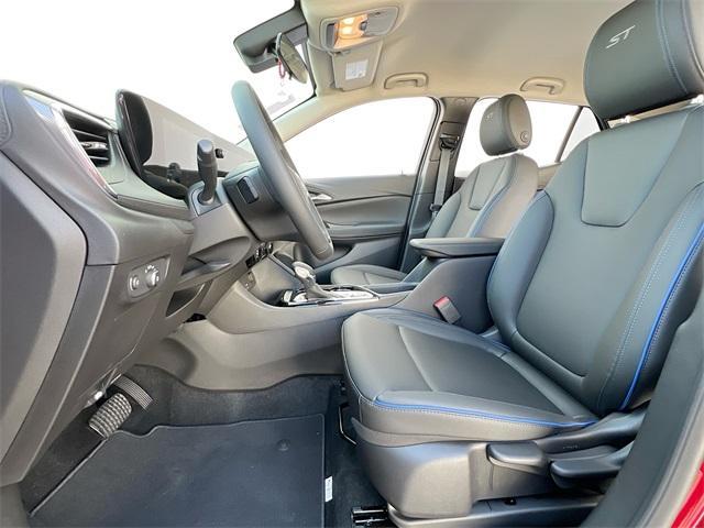 new 2025 Buick Encore GX car, priced at $24,589