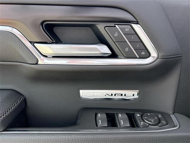 new 2025 GMC Sierra 1500 car, priced at $65,595