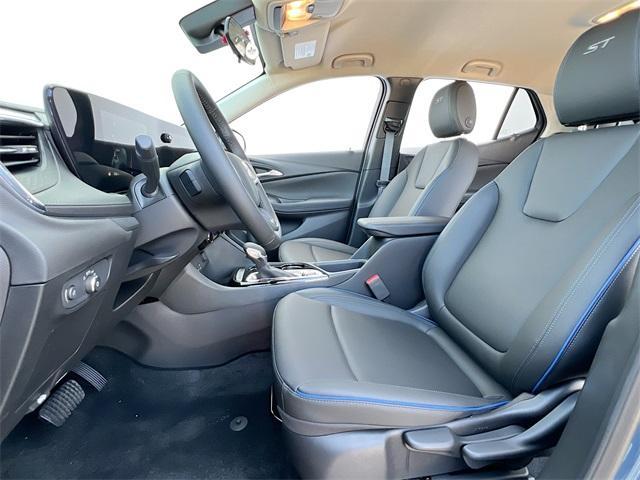 new 2025 Buick Encore GX car, priced at $24,589