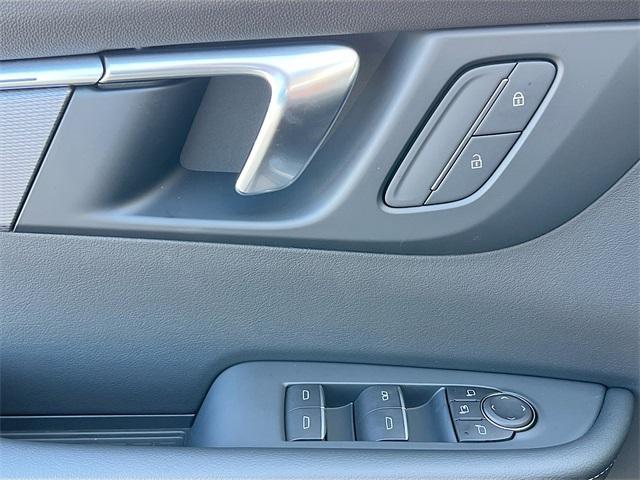 new 2025 Buick Enclave car, priced at $46,276
