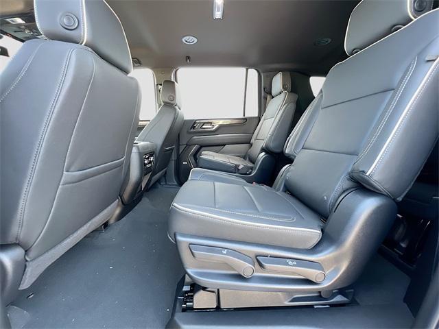 new 2025 GMC Yukon XL car, priced at $71,015