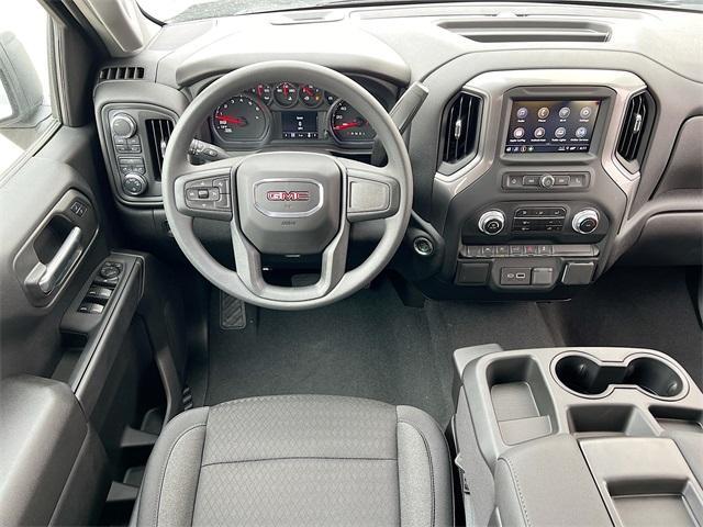 new 2024 GMC Sierra 1500 car, priced at $43,758