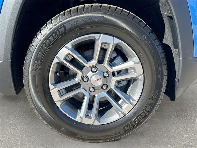 new 2025 GMC Terrain car, priced at $32,374