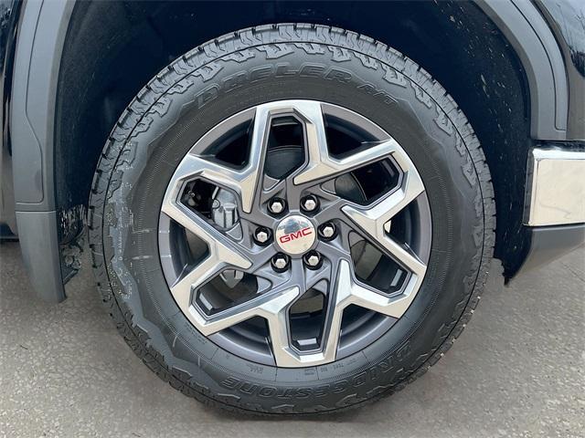 new 2025 GMC Sierra 1500 car, priced at $54,919