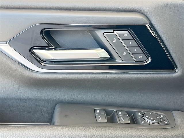 new 2025 GMC Yukon car, priced at $86,060