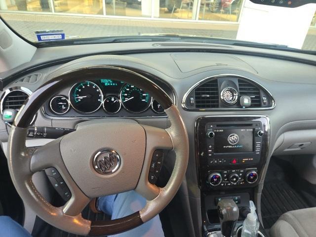 used 2015 Buick Enclave car, priced at $5,500