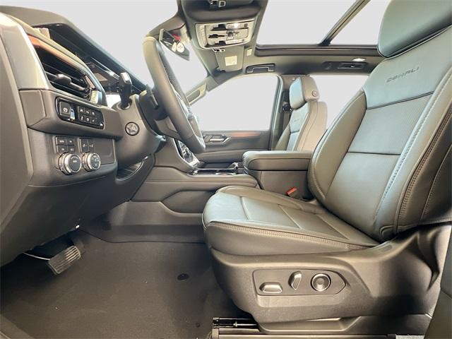 new 2025 GMC Yukon XL car, priced at $90,760
