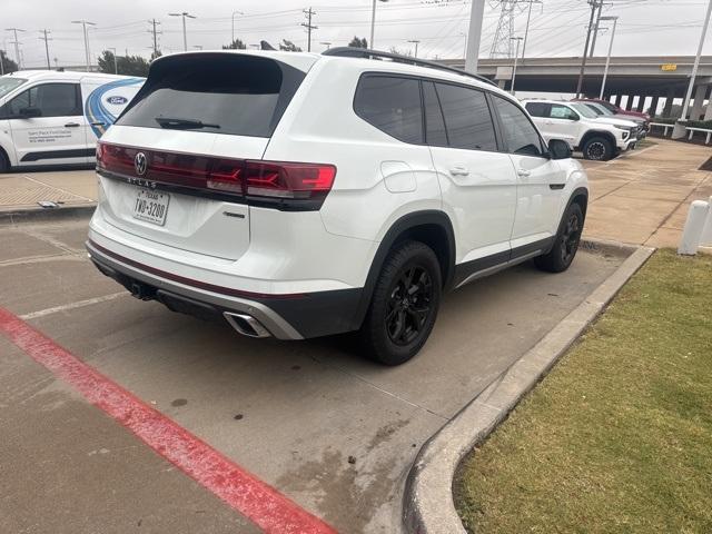 used 2024 Volkswagen Atlas car, priced at $35,394