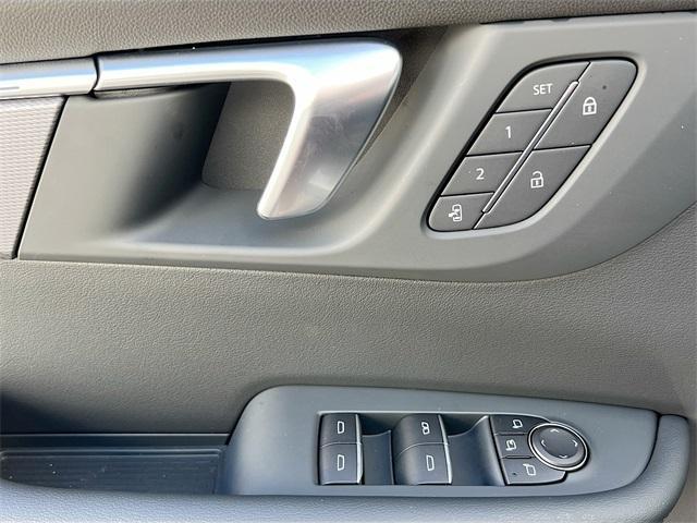 new 2025 Buick Enclave car, priced at $47,491