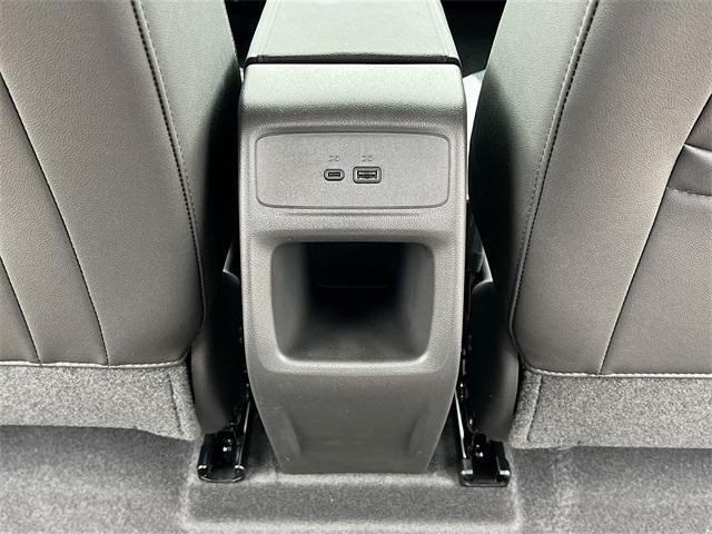 new 2025 Buick Envista car, priced at $26,975