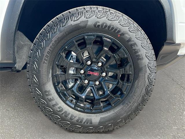 new 2026 GMC Canyon car, priced at $43,901