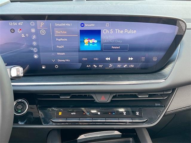 new 2025 Buick Envision car, priced at $37,915