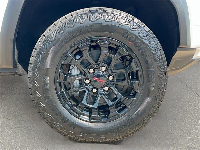 new 2026 GMC Canyon car, priced at $43,677
