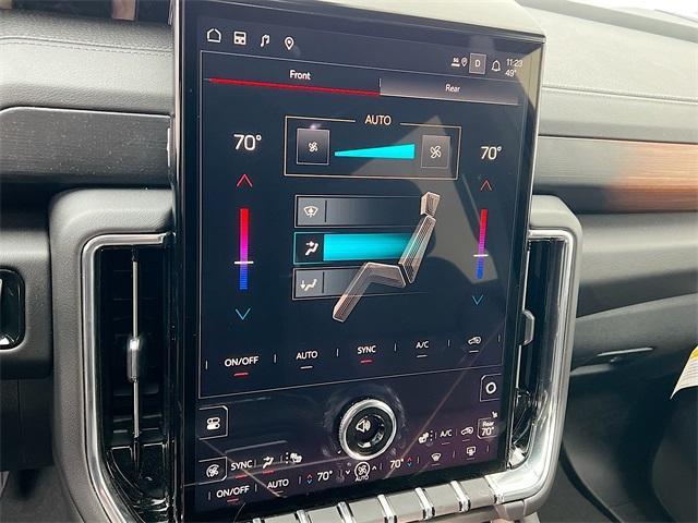 new 2025 GMC Yukon XL car, priced at $88,860