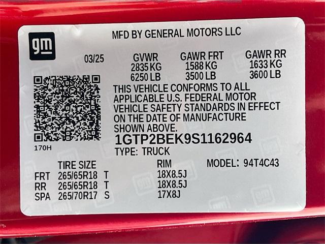 new 2025 GMC Canyon car, priced at $45,034