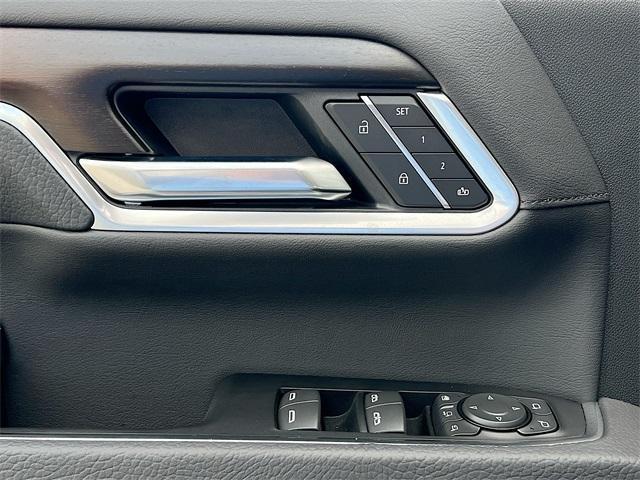 new 2025 GMC Sierra 2500 car