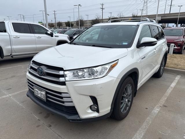 used 2018 Toyota Highlander Hybrid car, priced at $18,400