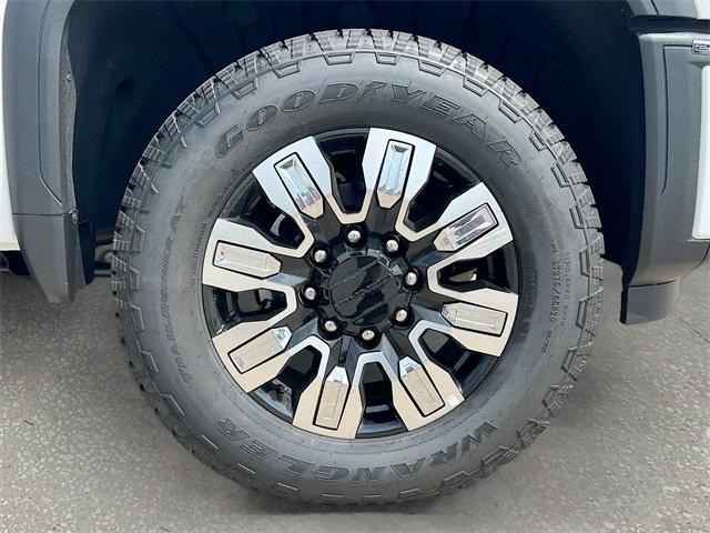 new 2025 GMC Sierra 2500 car, priced at $75,820