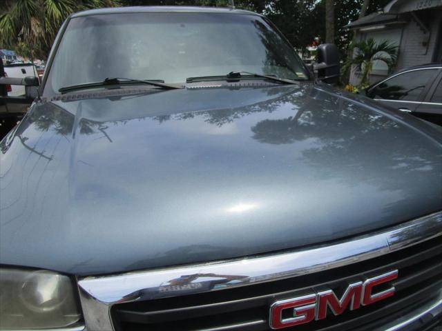 used 2007 GMC Sierra 2500 car, priced at $16,000
