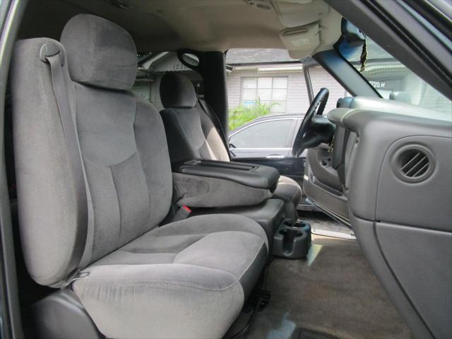 used 2007 GMC Sierra 2500 car, priced at $16,000