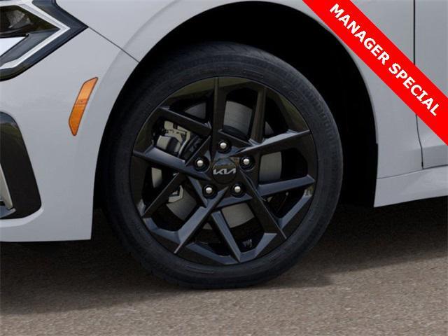 new 2025 Kia K5 car, priced at $27,688