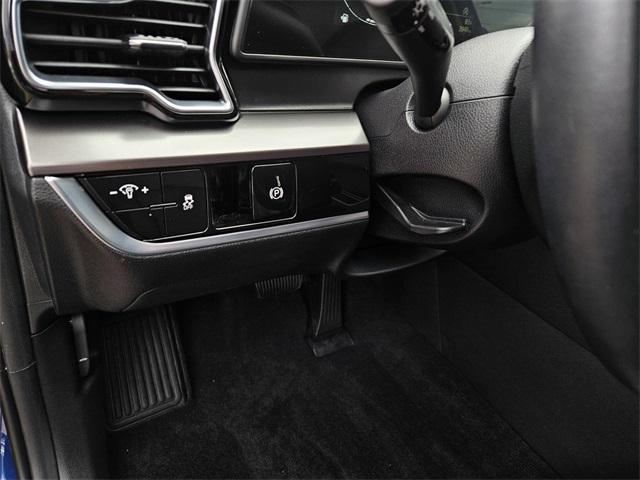 used 2025 Kia Sportage car, priced at $29,365