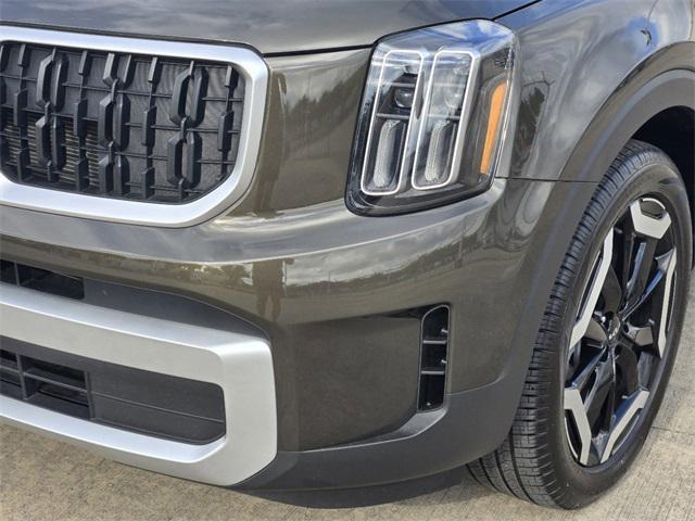 used 2024 Kia Telluride car, priced at $38,400