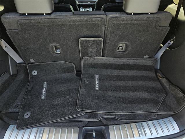used 2025 Hyundai Palisade car, priced at $48,992