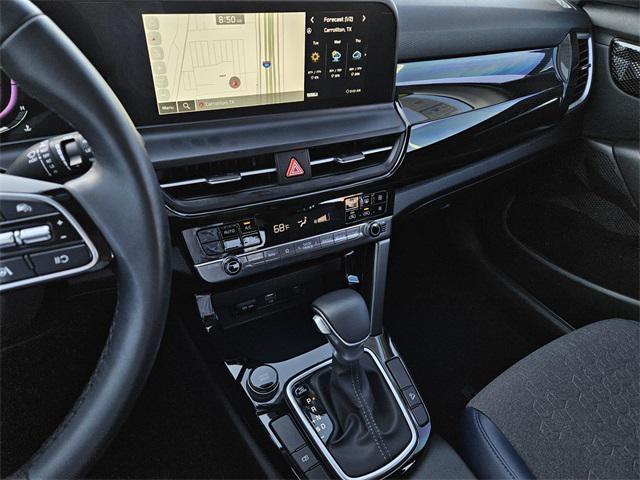 used 2025 Kia Seltos car, priced at $27,375