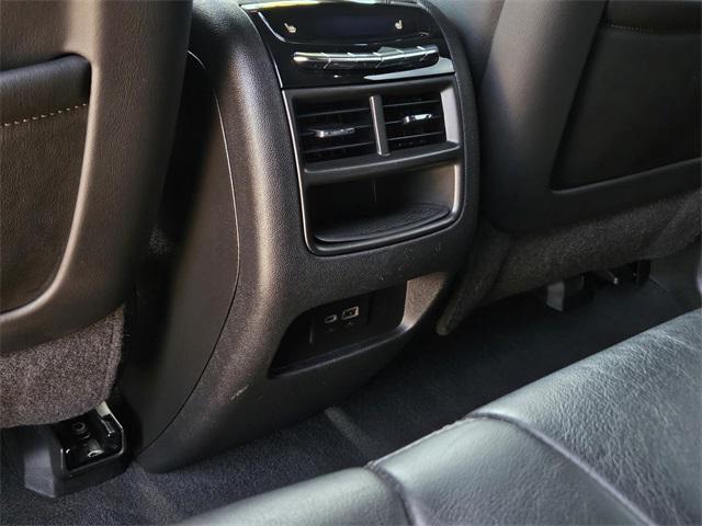 used 2020 Cadillac XT5 car, priced at $30,341