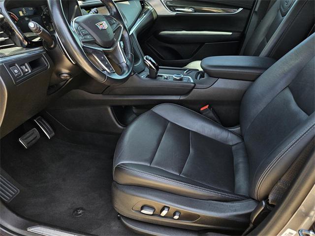 used 2020 Cadillac XT5 car, priced at $30,341