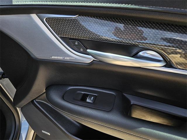 used 2020 Cadillac XT5 car, priced at $30,341