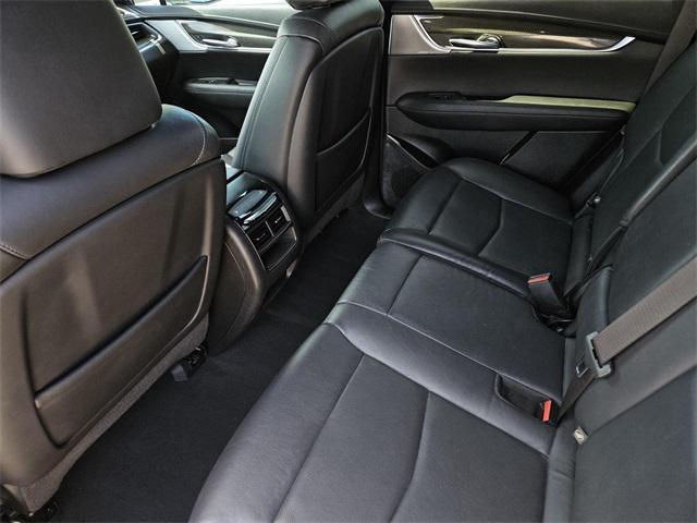 used 2020 Cadillac XT5 car, priced at $30,341