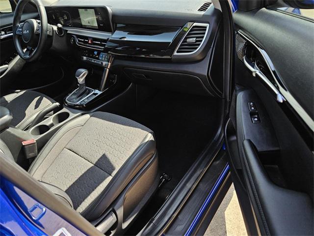 used 2025 Kia Seltos car, priced at $24,621