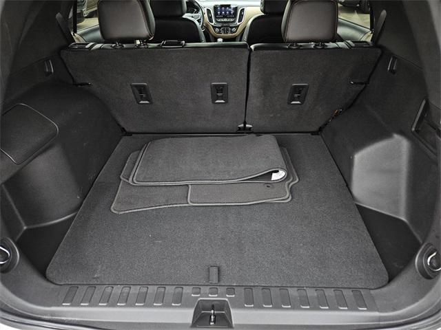 used 2022 Chevrolet Equinox car, priced at $29,700
