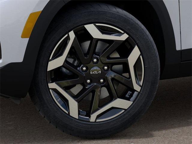 new 2025 Kia Seltos car, priced at $33,495