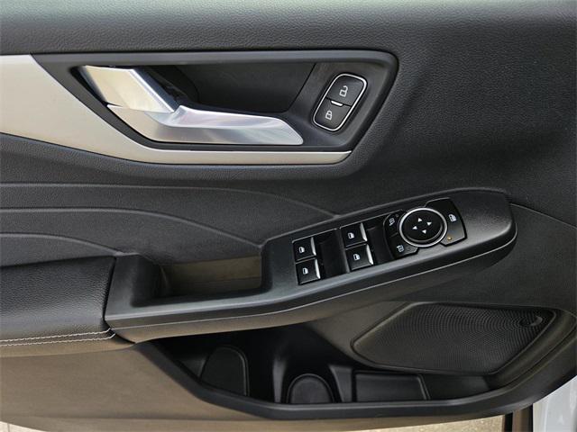 used 2022 Ford Escape car, priced at $22,636